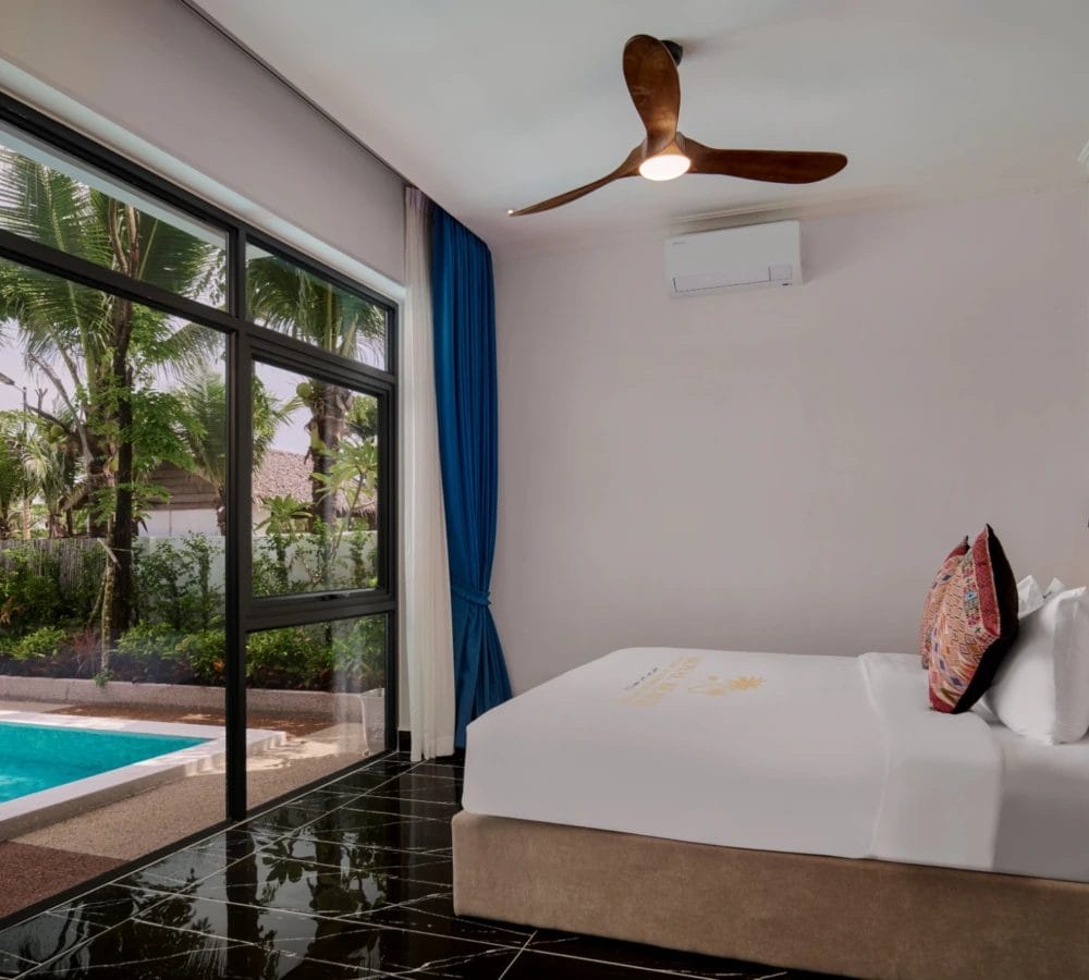 Presidential Private Pool Villa Orchid 3 Bedrooms Sea View Bed - Royal Beach Resort & Residence by EHM