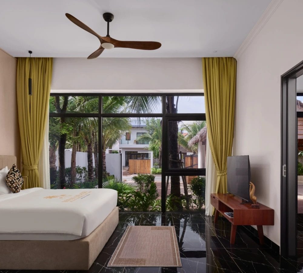 Presidential Suite Jasmine 4 Bedrooms Villa Sea View Bedroom - Royal Beach Resort & Residence by EHM