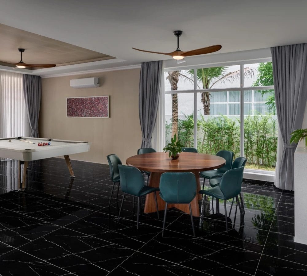 Presidential Suite Kravan 4 Bedrooms Villa Garden View Dining - Royal Beach Resort & Residence by EHM