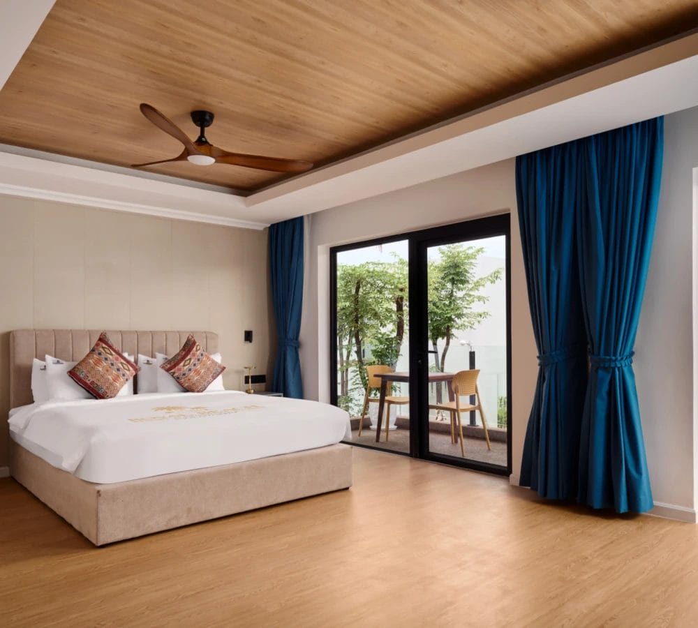 Royal Suite Private 2 Bedrooms Villa Garden View - Royal Beach Resort & Residence by EHM